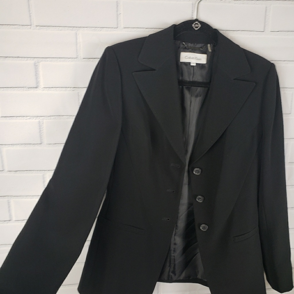 Calvin Klein  BLACK 3 button blazer size 6 EUC